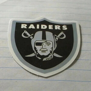 Vegas Raiders waterproof sticker..nwt..we bundle..enjoy